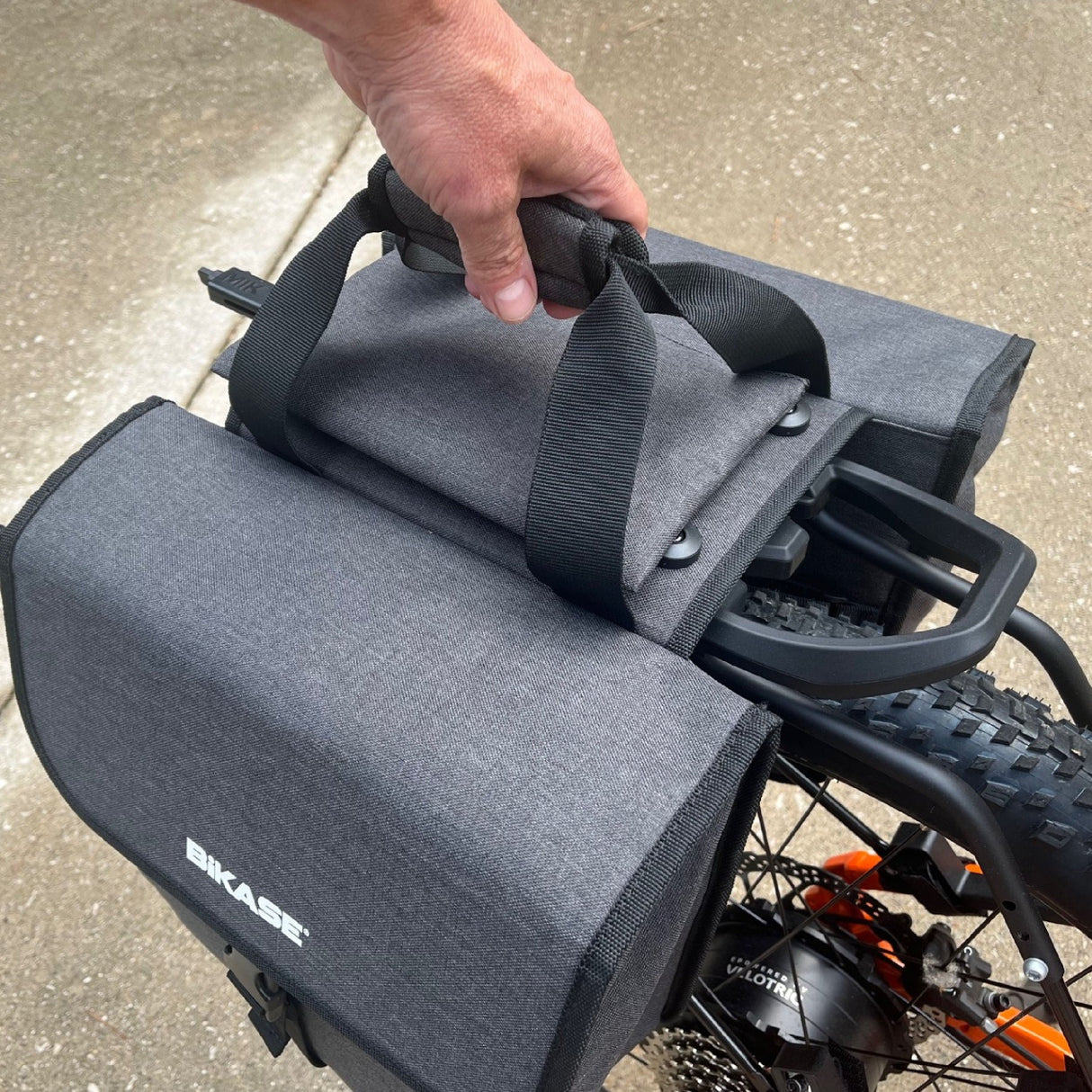 MIK Twins Pannier