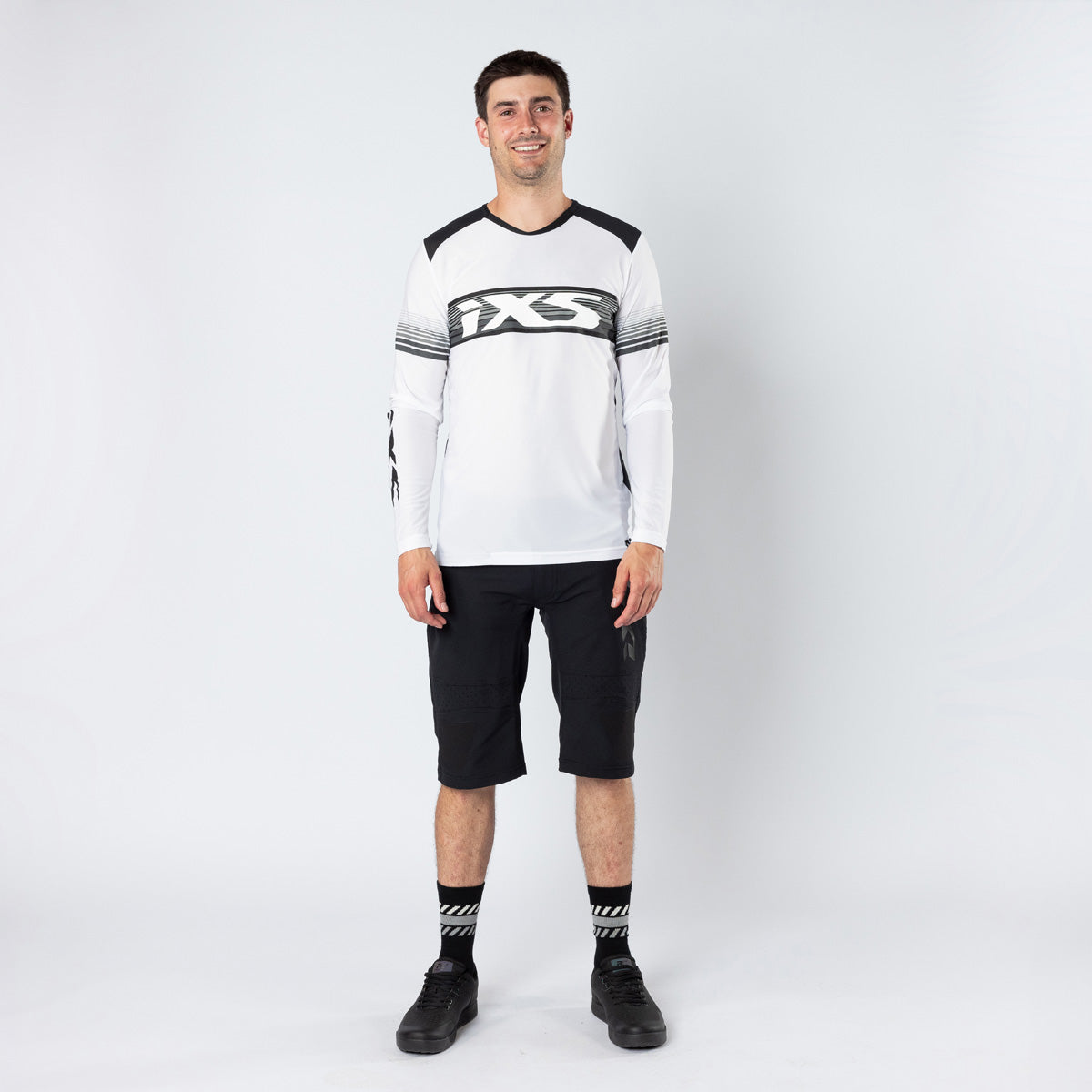 IXS Trigger Lite 1.1 jersey