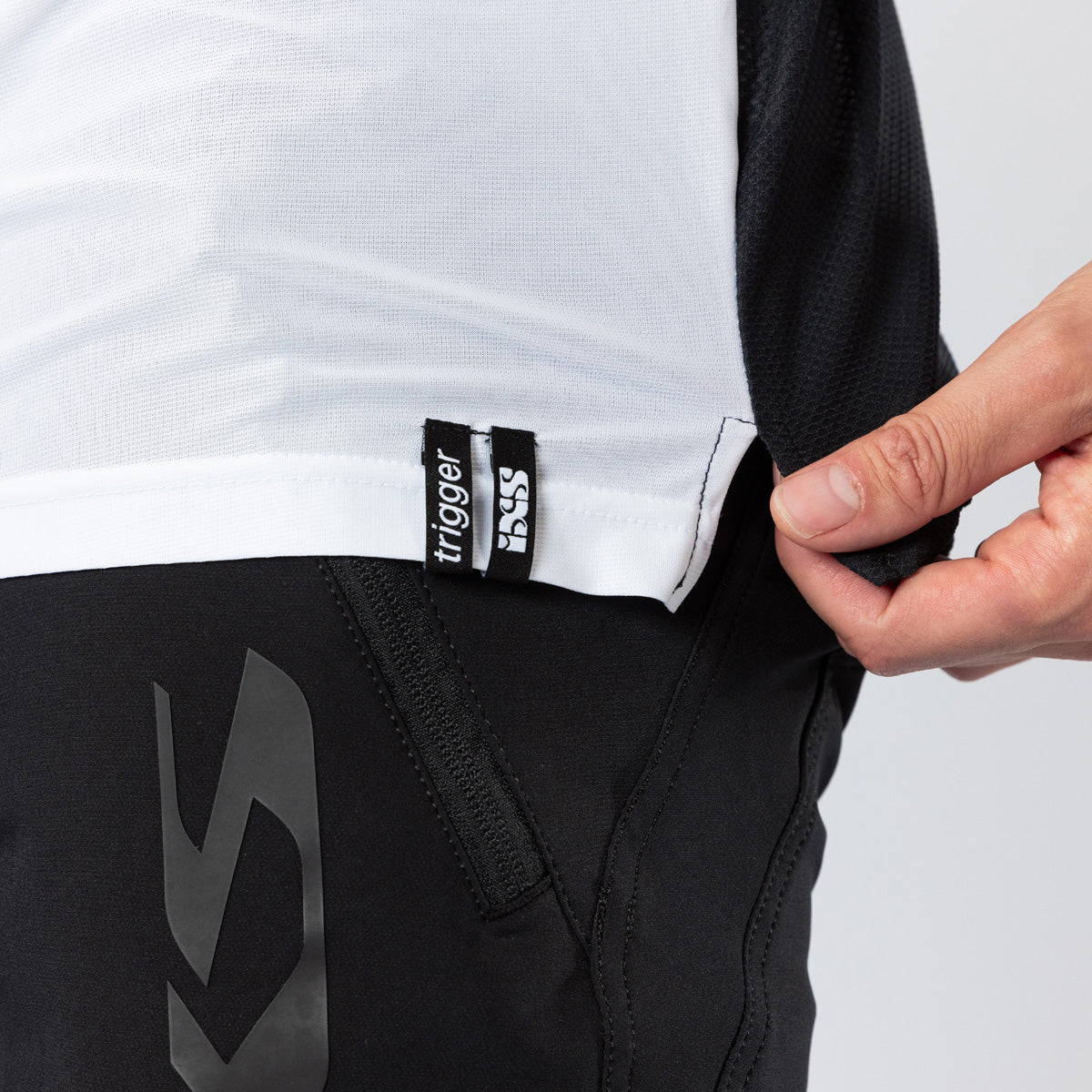 IXS Trigger Lite 1.1 jersey