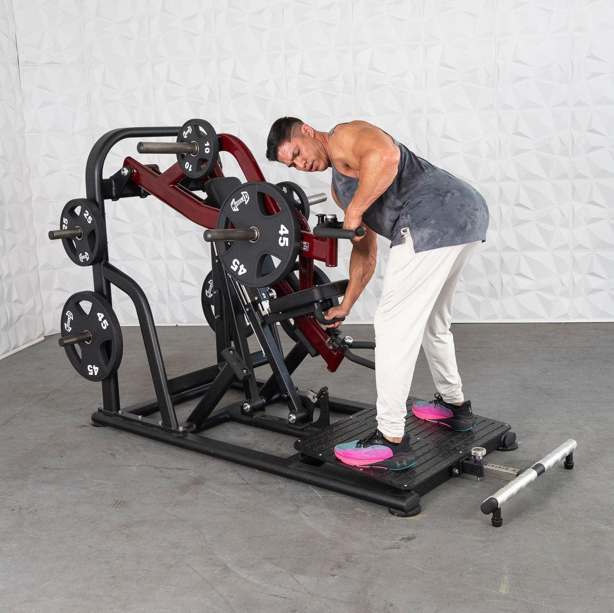 Muscle D Fitness Pro Strength Dynamic Row | Plate-Loaded Back Machine