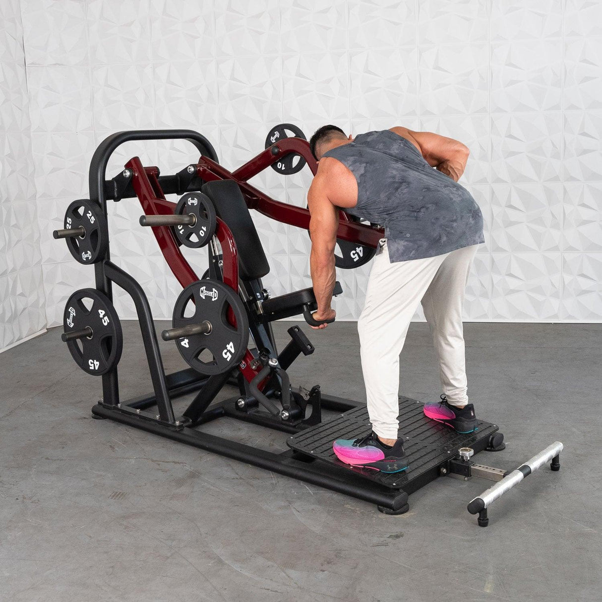 Muscle D Fitness Pro Strength Dynamic Row | Plate-Loaded Back Machine