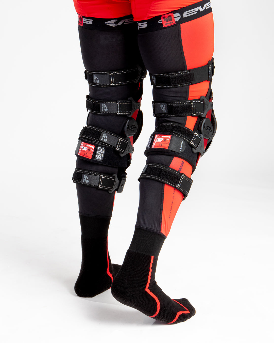 Axis Sport 40th Knee Brace
