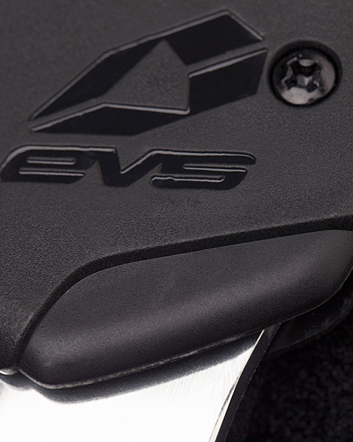 Axis Sport Knee Brace