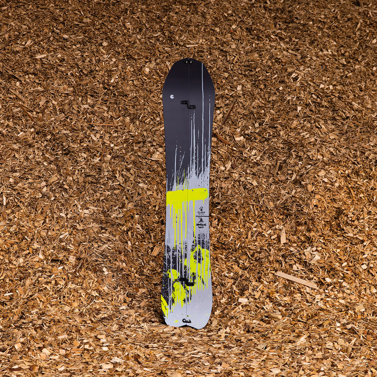 Slash by GiGi - Vertical Split Snowboard - ApARTment