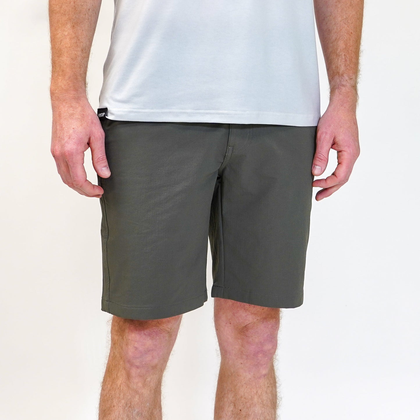 A.T. Plus Short - Fossil Grey
