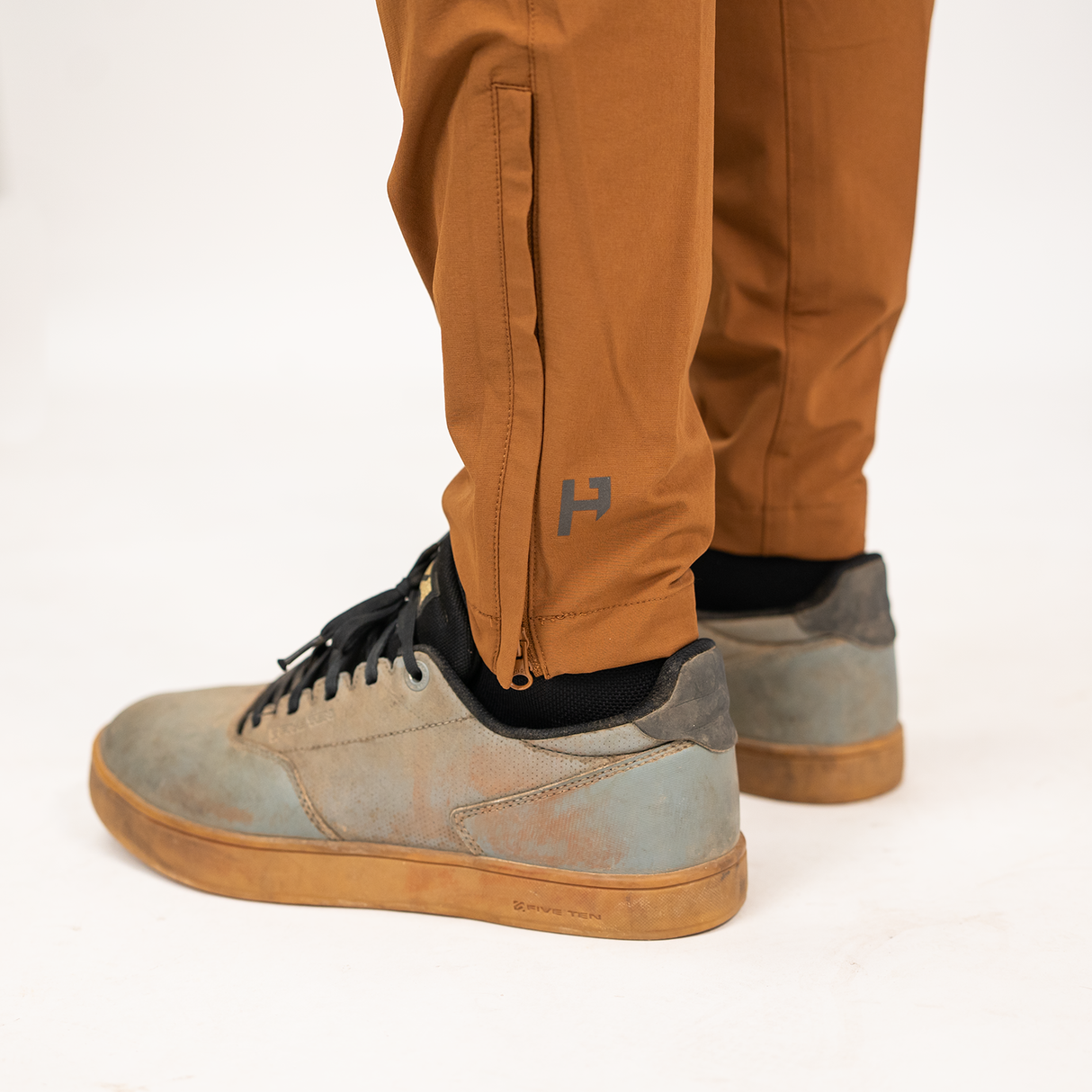 Trail Rambler Pant - Saddle Brown