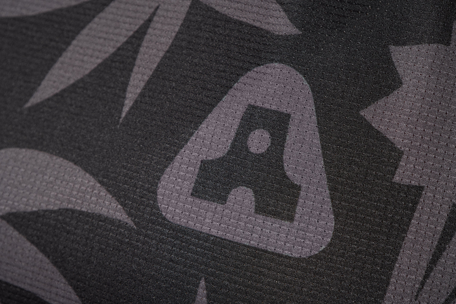 Women's Wild Elements Tech Tee