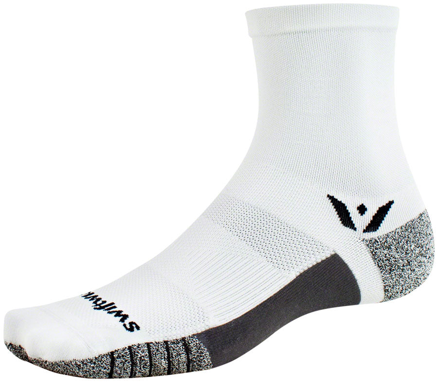 Swiftwick Flite XT Mid Crew Socks - 5" White Small