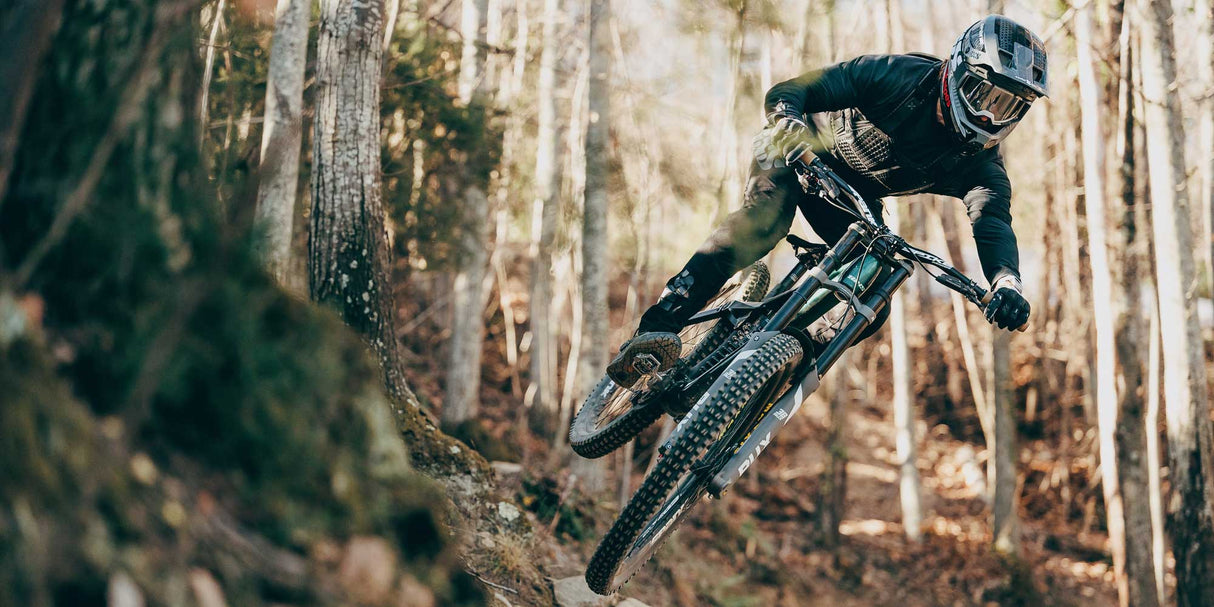 IXS HEX PULL-OVER CHEST PROTECTOR