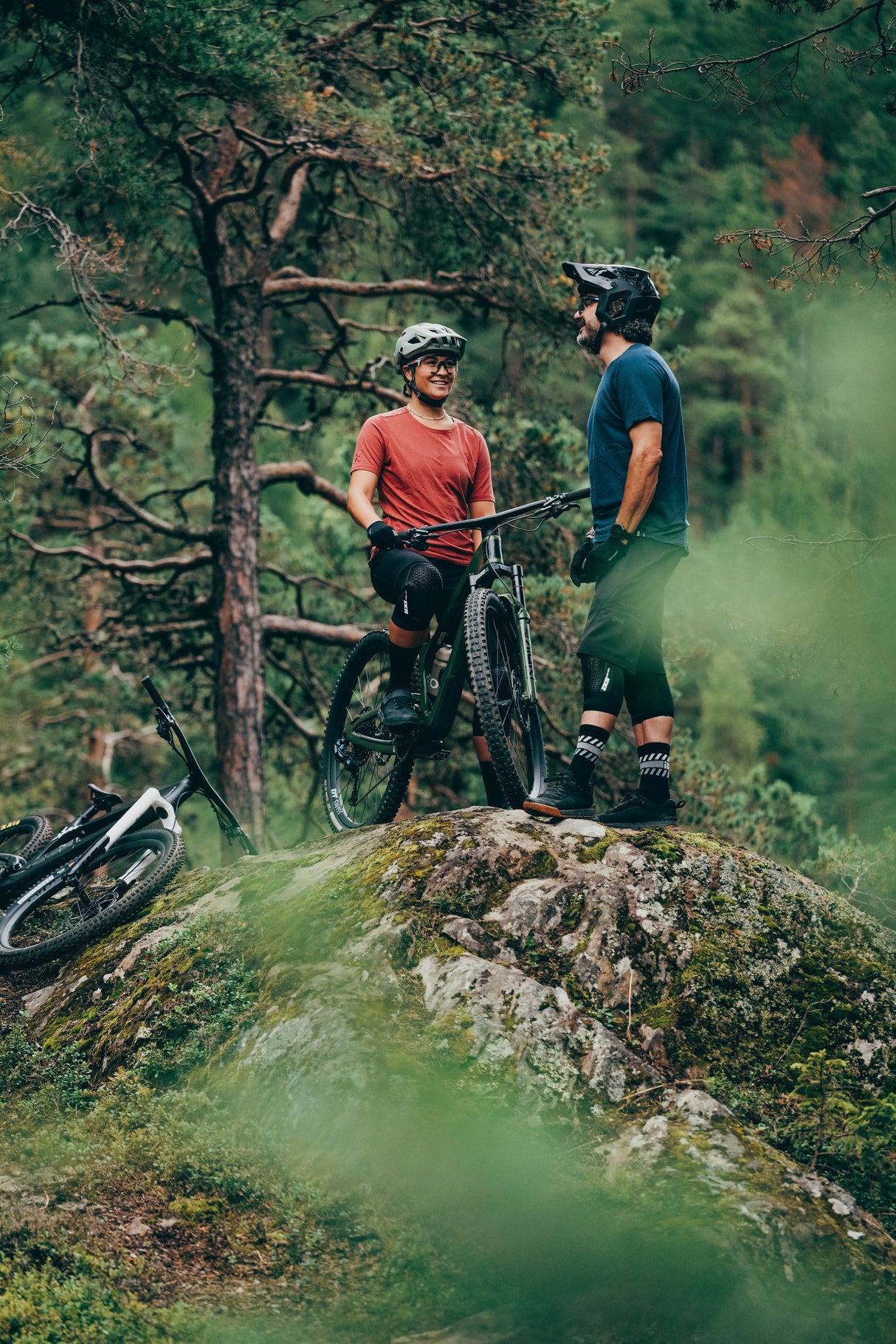 iXS Flow XTG elbow guards