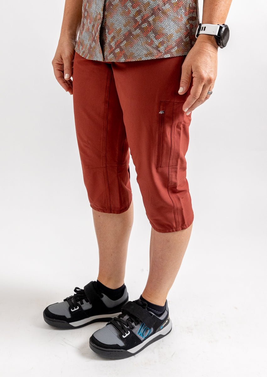 Women's Joanie Capri 17"