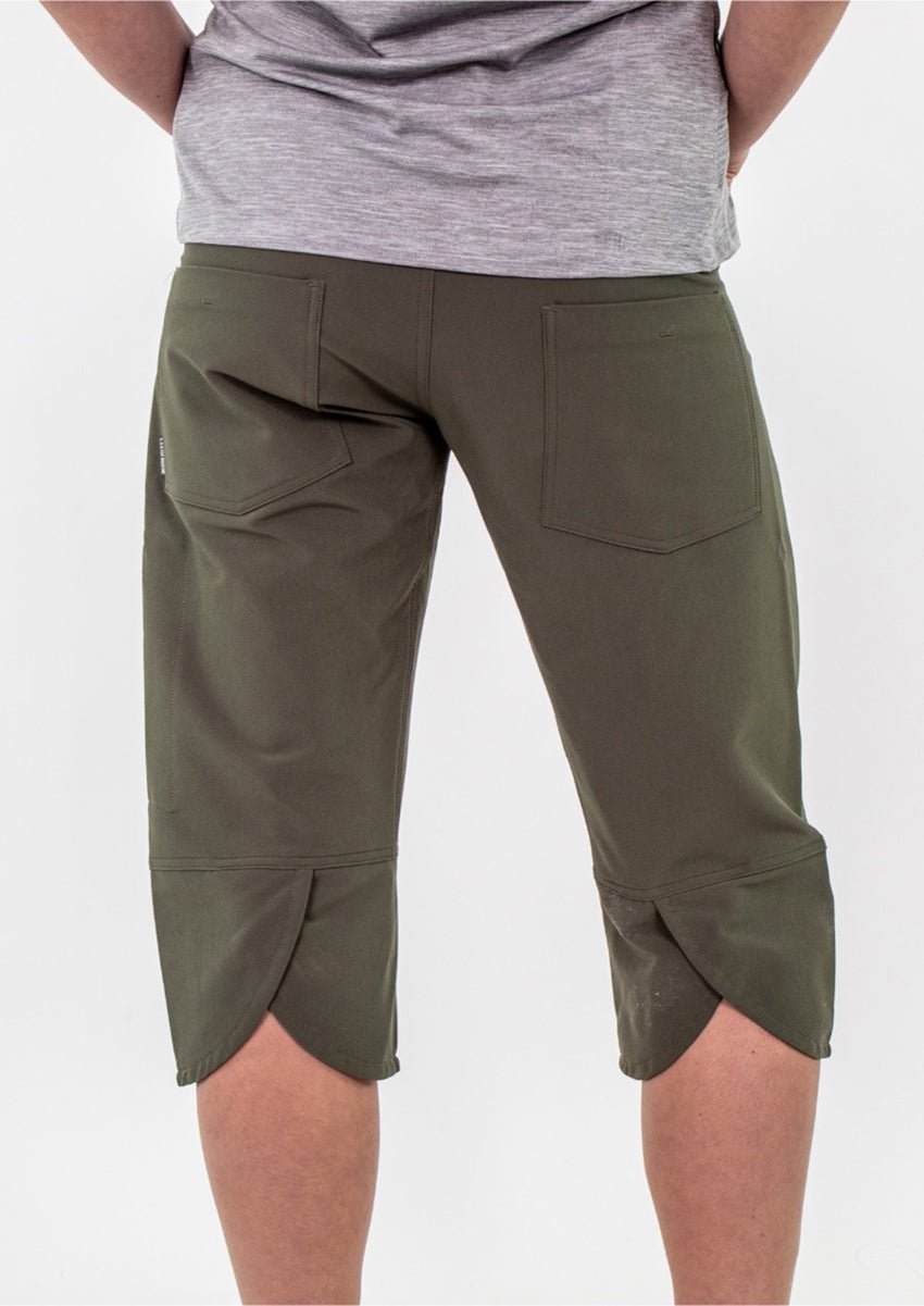 Women's Joanie Capri 17"