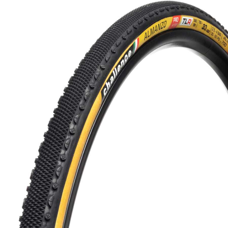 Challenge Almanzo Pro Tire 700x33C Folding Tubeless Ready Smart SuperPoly PPS2 260TPI Tanwall