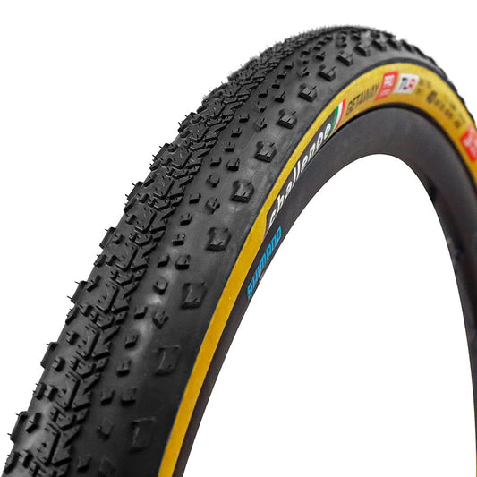 Challenge Tire Getaway Pro TLR Tire 700 x 40 Black/Tan