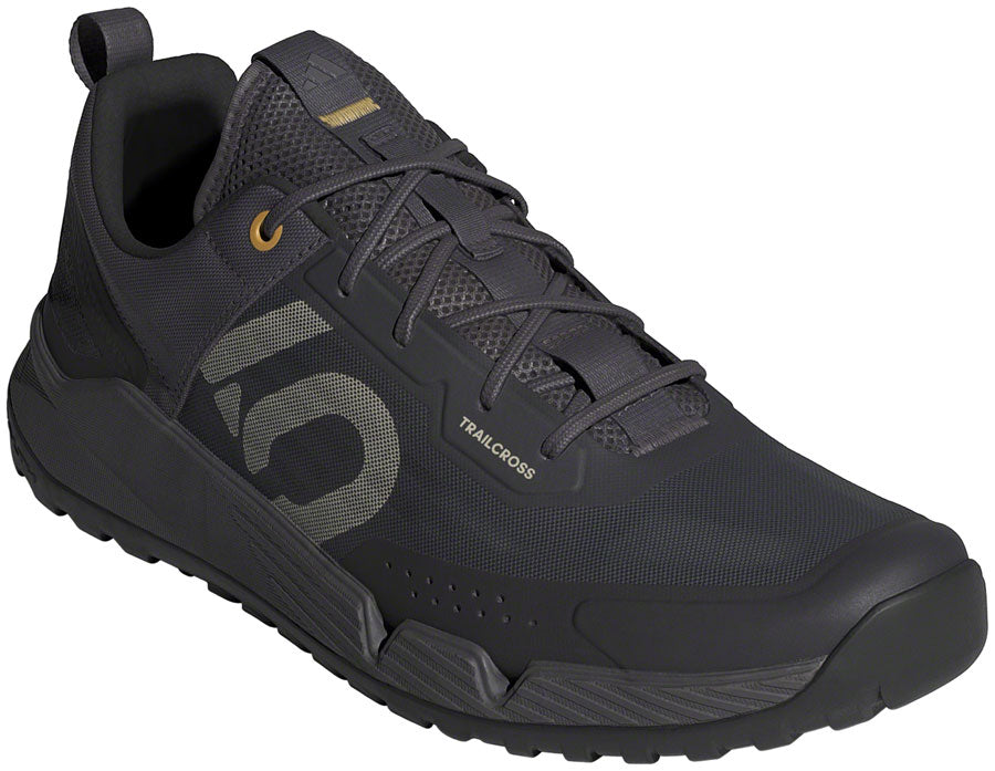 Trailcross LT Shoes - Men's Charcoal/Putty Gray/Oat 9