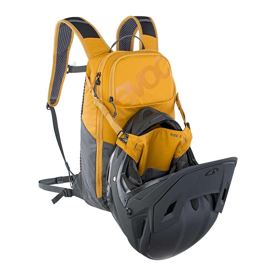 EVOC Ride 8 Hydration Bag Volume: 8L Bladder: Included (2L) Loam / Carbon Grey