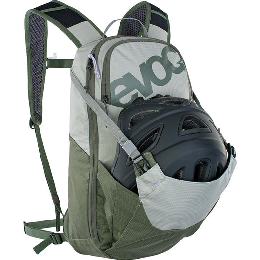 EVOC Ride 8 Hydration Bag Volume: 8L Bladder: Included (2L) Stone - Dark Olive