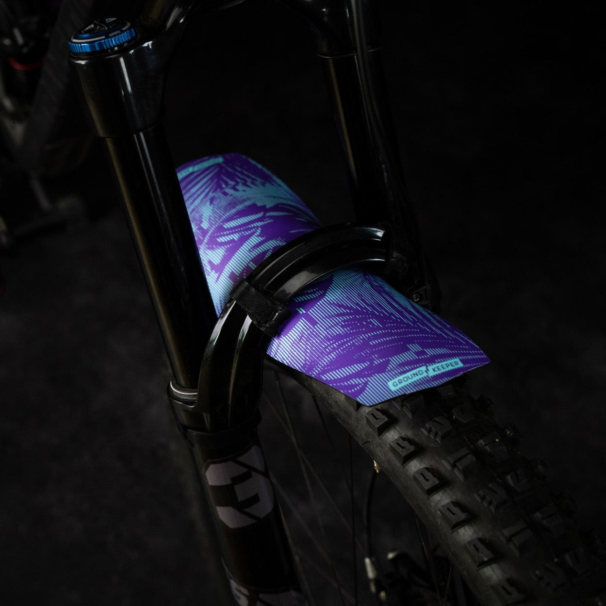 Tropical Glitch Long Fender