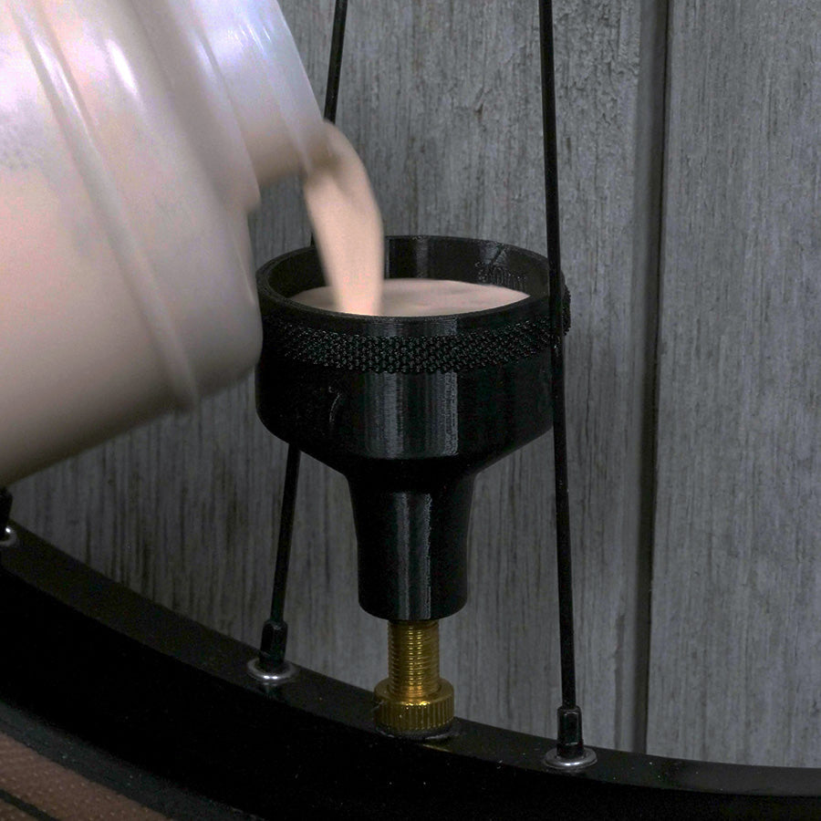 Sealant Funnel SC – Tubeless Tire Sealant Funnel for Schrader Valve Stems