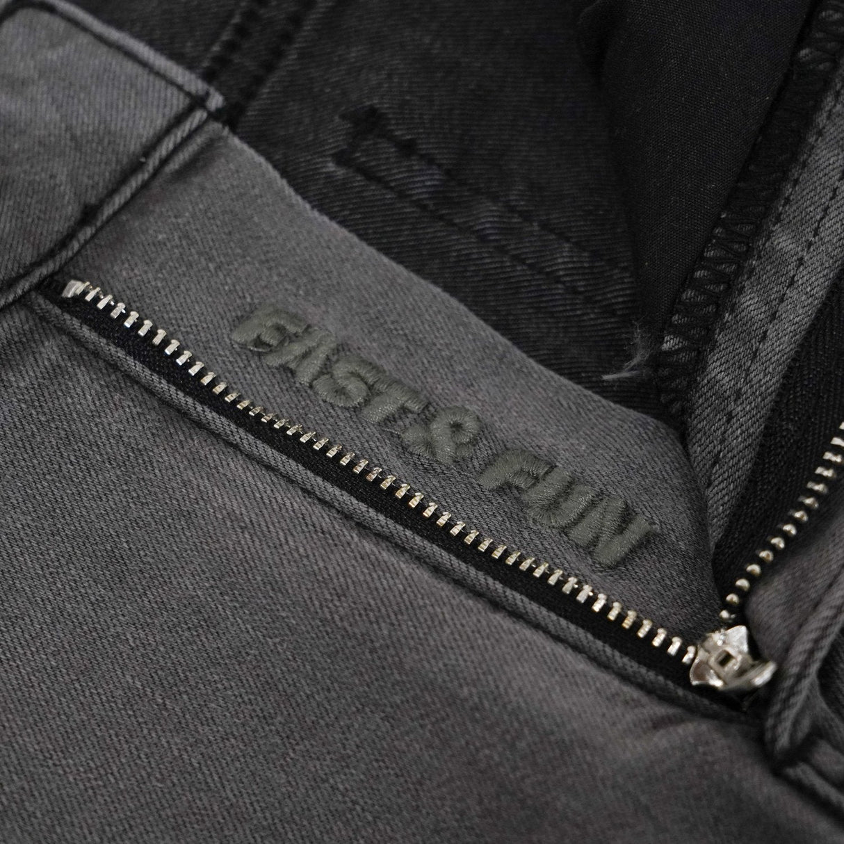 Jean Pants - Faded Grey