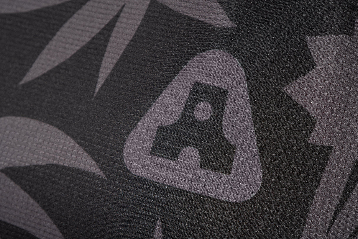 Women's Wild Elements Tech Tee