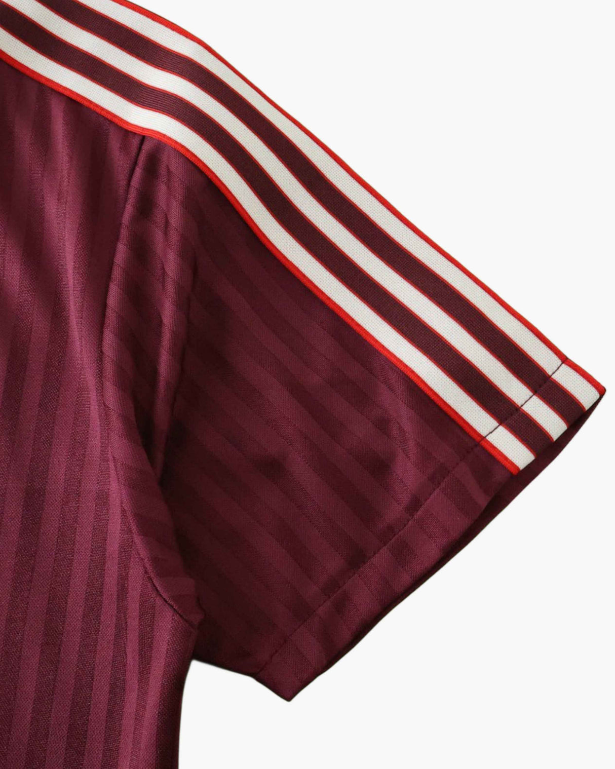 BAYERN MUNICH RETRO ACTIVE MAROON
