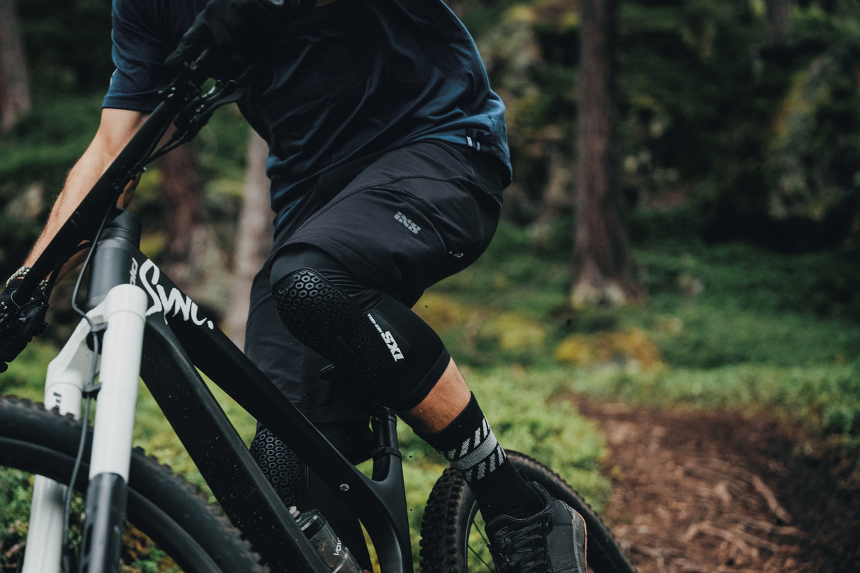 iXS Flow XTG elbow guards