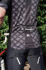 Men’s Pro Urban Cycling Carbide Short Sleeve Jerseys / Bib Shorts