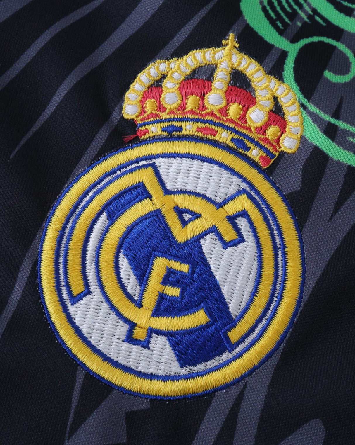 REAL MADRID x GREEN FALKOR PREMIUM KIT