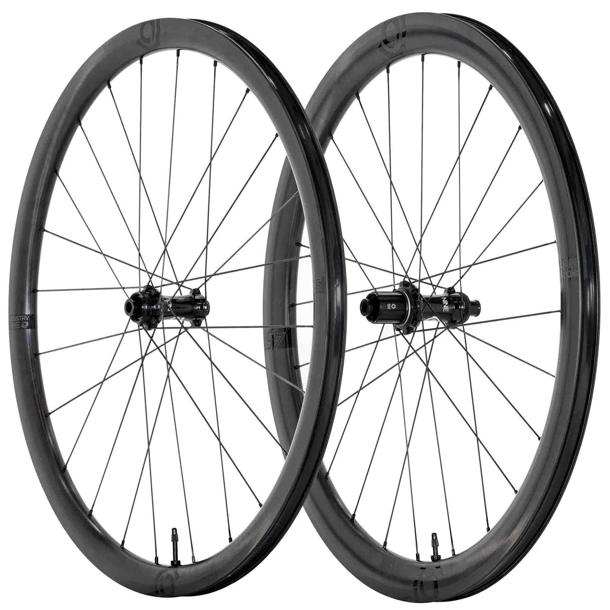 Solix SL 35/45 Wheelset 700c, 12x100/142 TA, HG11R